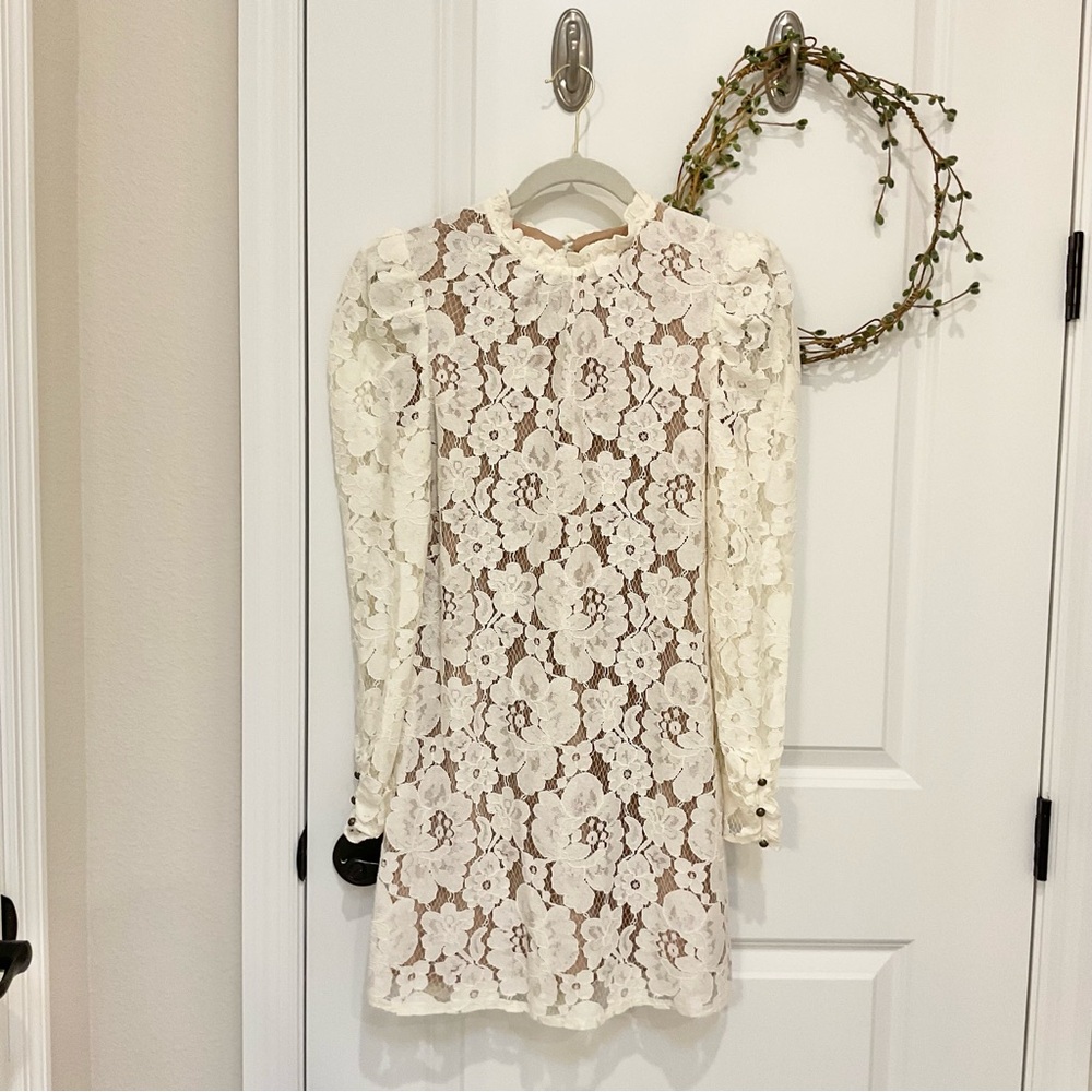 WAYF Emma Puff Sleeve Lace Dress Size XS, EUC - Picture 2 of 7
